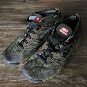 Nike Flyknit Trainer Chukka FSB